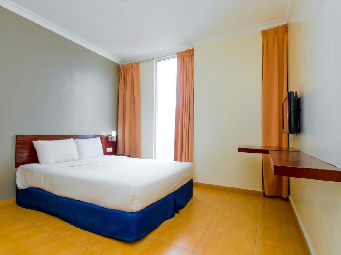 Ample Hotel Секудаи Экстерьер фото